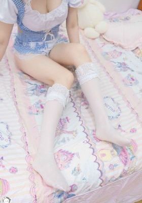 亚洲中文久久字幕_720手机免费观看完整
