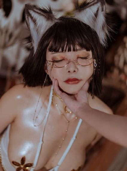 欧美时尚街拍毛呢大衣_HD高清在线