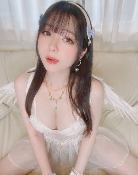 办公室玩弄爆乳女秘在线观看_HD全集在线观看