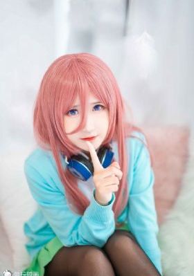 欧美秋冬女装新款_HD免费全集观看