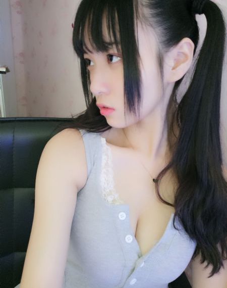 欧美萝莉模特图片_蓝光在线播放