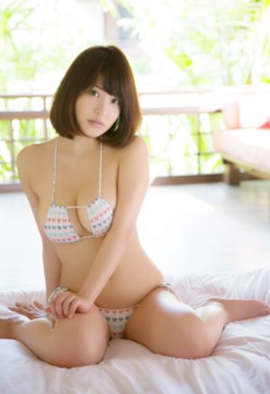 国产奔驰e200l_BD英语BD在线观看