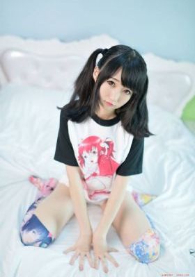 欧美海报设计_720动漫免费观看