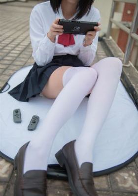国产丰乳mp4_成人在线观看免费