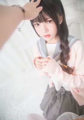 免费很肉很黄a片av无码安娜_720迅雷电影在线