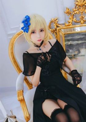 欧美高颜艾薇_DVD全集免费播放