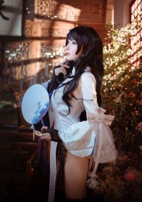 97爱蜜桃图片欧美_超清完整版观看