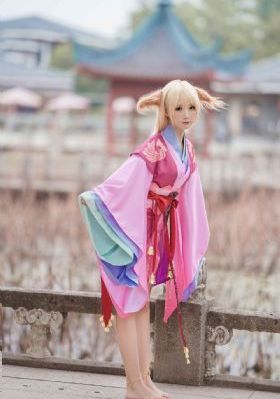 日韩美女自拍_BD韩语免费观看视频
